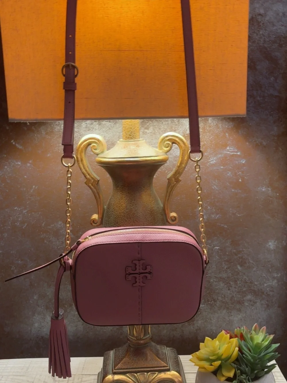 Like New ~ Tory Burch Dusty Rose Pebbled Leather Crossbody Camera Bag
